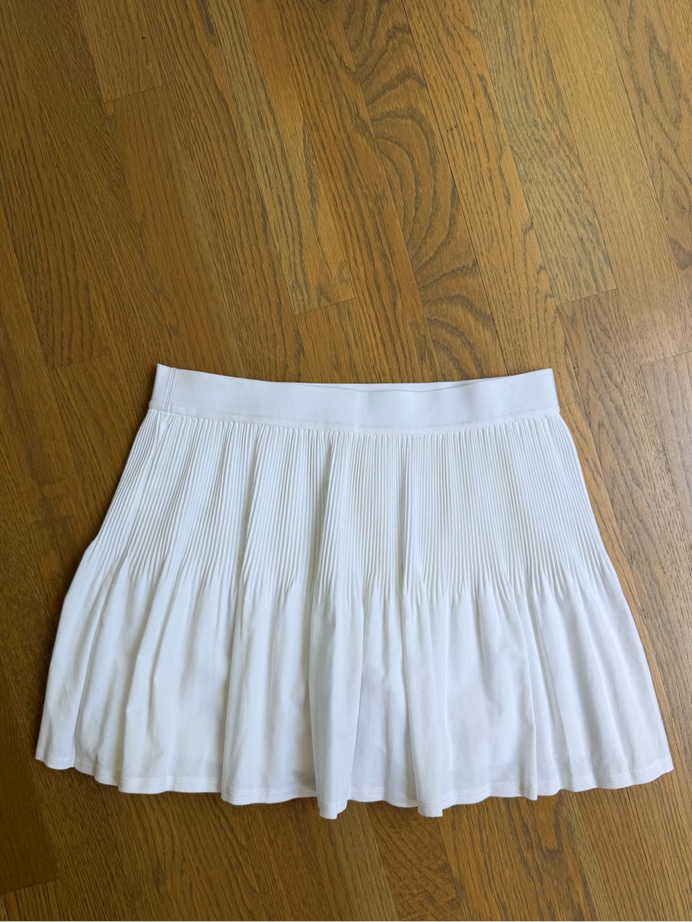 Lacoste Ultra Dry Tennis Skirt with Liner White Pleated size 38 / Medium - Picture 2 of 12